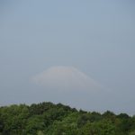 雪解け進む富士山