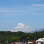 富士山の形をした雲、じゃなくて富士山です