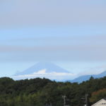 雲間の富士山